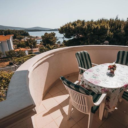 Apartments Visnjic Zaboric Esterno foto