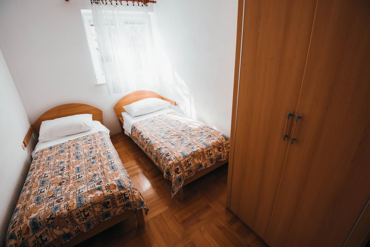 Apartments Visnjic Zaboric Esterno foto