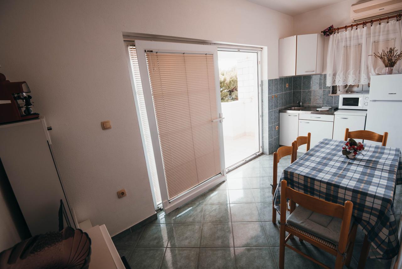 Apartments Visnjic Zaboric Esterno foto